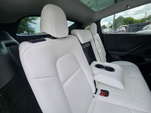Used 2023 Tesla Model Y 2WD image 66