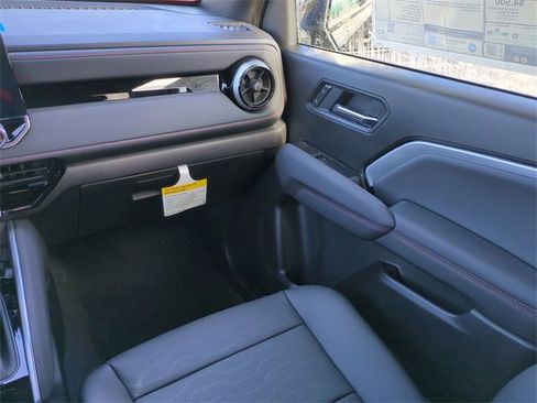 New 2026 Chevrolet Colorado Z71 w/ Technology Package image 17