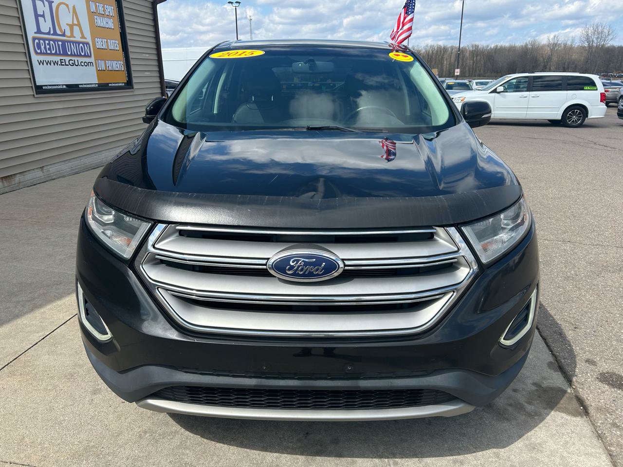 Used 2015 Ford Edge SEL w/ Canadian Comfort Package AWD/4WD image 2