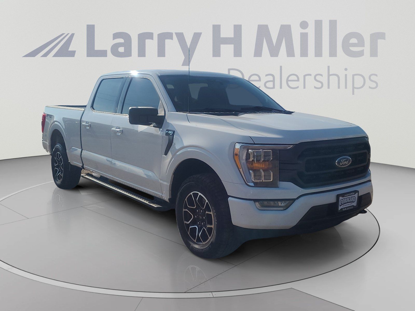 Used 2022 Ford F150 XLT w/ Equipment Group 302A High AWD/4WD image 7