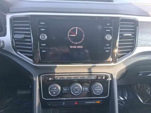 Used 2022 Volkswagen Atlas SE w/ Black Wheel Package image 26
