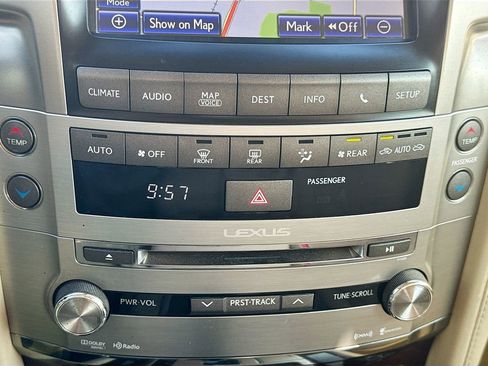 Used 2015 Lexus LX 570 570 image 19