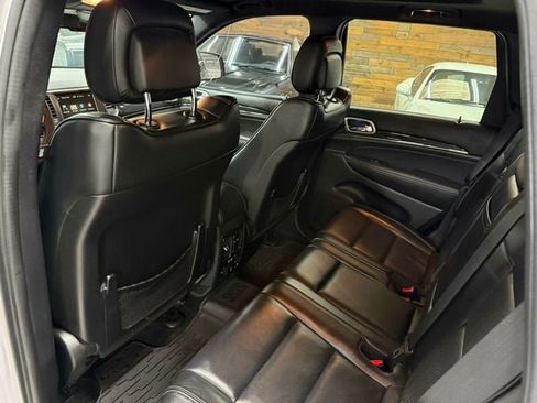 Used 2015 Jeep Grand Cherokee Overland AWD/4WD image 24