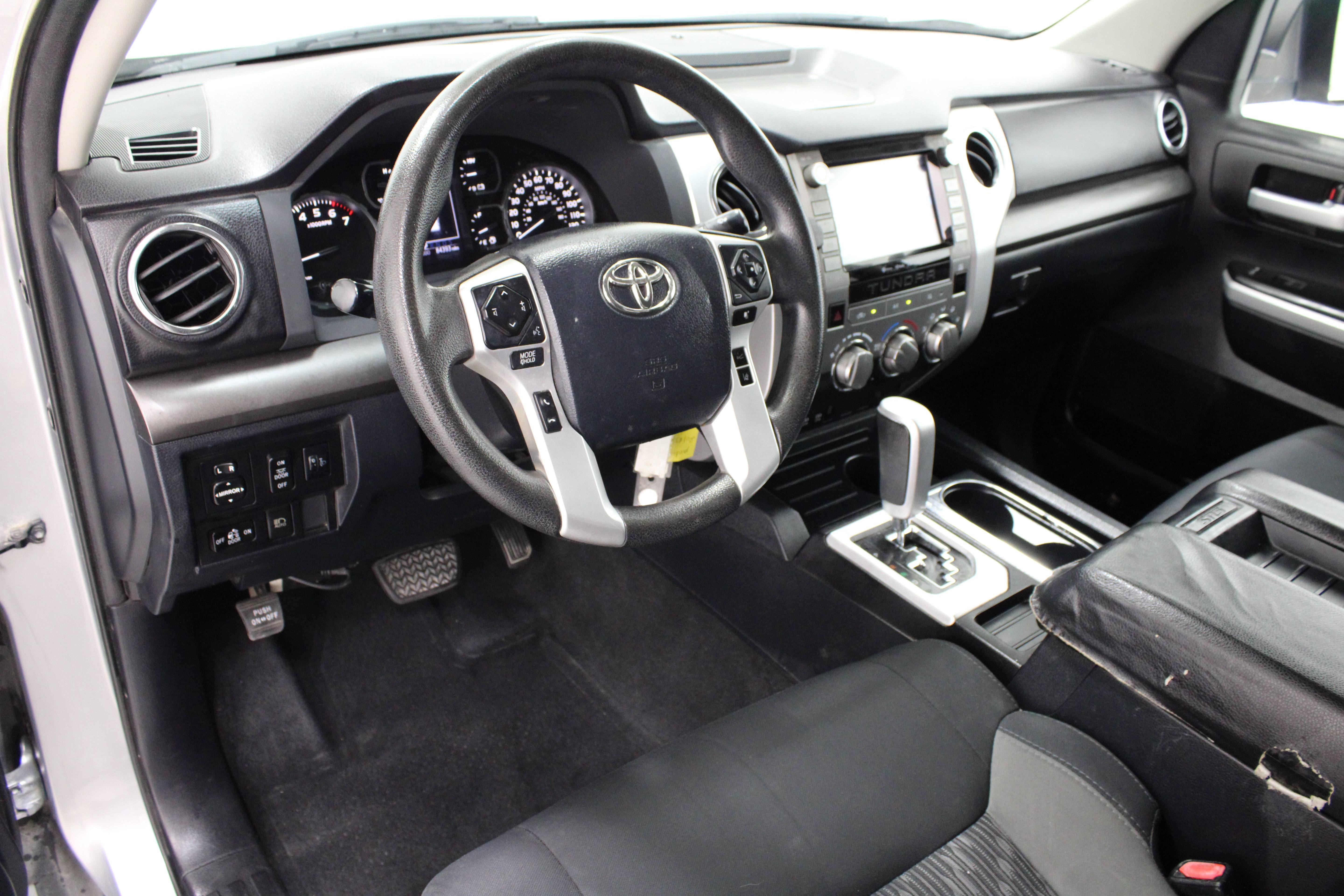 Used 2020 Toyota Tundra SR5 w/ SR5 Upgrade Package RWD image 14