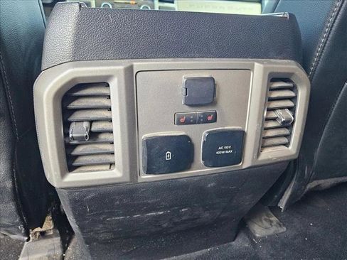 Used 2020 Ford F250 Lariat w/ Lariat Ultimate Package image 18