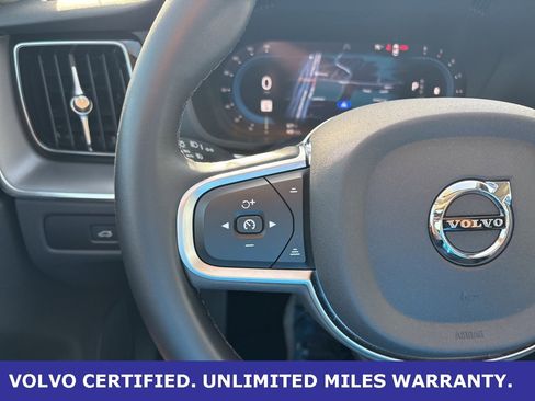 Certified 2025 Volvo XC60 B5 Core image 20