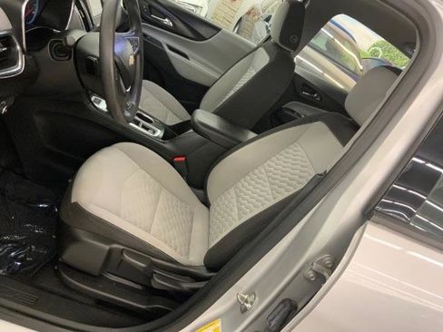 Used 2019 Chevrolet Equinox LS AWD/4WD image 11