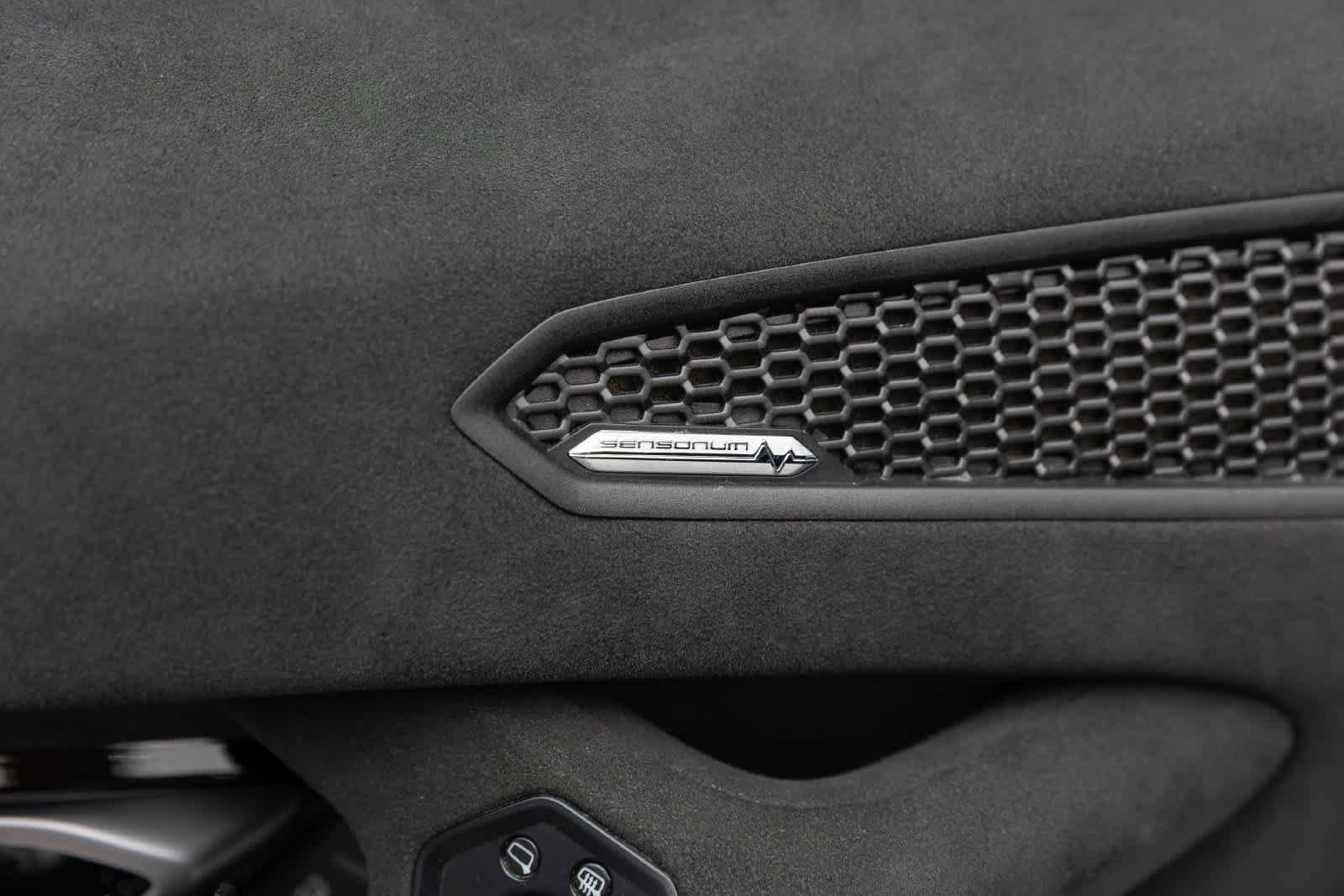 Used 2023 Lamborghini Huracan Tecnica RWD image 20