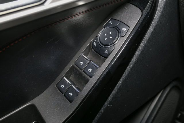 Used 2023 Ford Explorer ST-Line AWD/4WD image 37