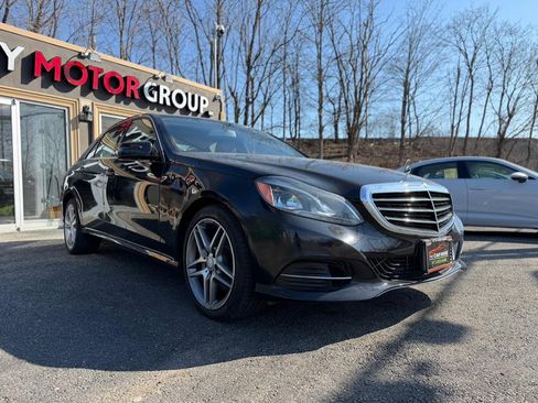 Used 2014 Mercedes-Benz E 350 4dr Sdn E350 Luxury 4MATIC image 6