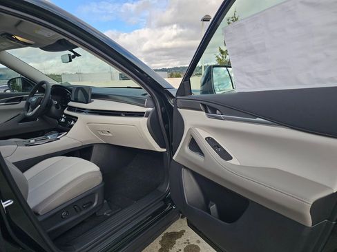 New 2026 INFINITI QX60 Luxe w/ Cargo Package image 12