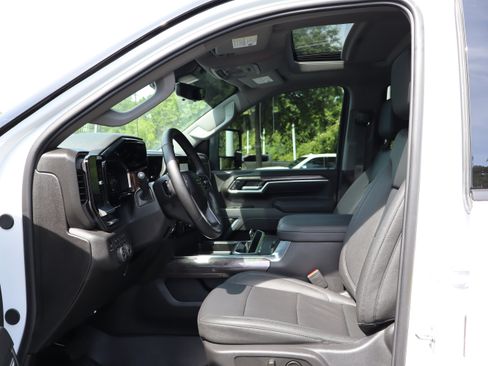 Used 2026 Chevrolet Silverado 2500 LTZ w/ LTZ Plus Package AWD/4WD image 24