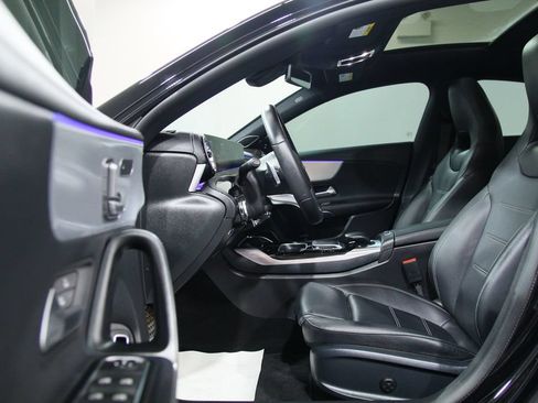 Certified 2023 Mercedes-Benz CLA 35 AMG 4MATIC image 5