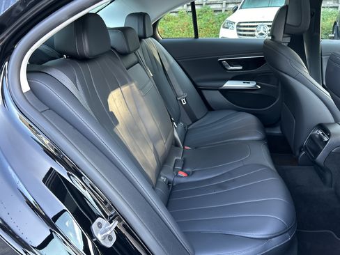 Certified 2025 Mercedes-Benz E 350 4MATIC Sedan image 46