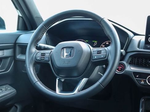 Used 2025 Honda CR-V Sport image 17