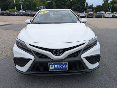 Used 2022 Toyota Camry SE AWD/4WD image 9