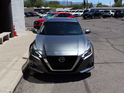 Used 2019 Nissan Altima 2.5 SL FWD image 15