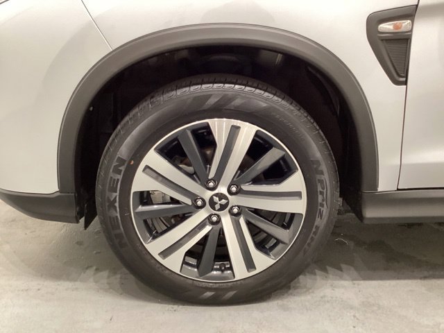 Used 2025 Mitsubishi Outlander Sport ES AWD/4WD image 28