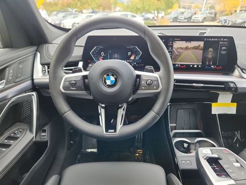 Used 2025 BMW X1 xDrive28i w/ M Sport Package AWD/4WD image 29