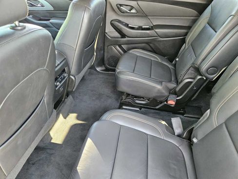 Used 2020 Chevrolet Traverse LT w/ Driver Confidence II Package FWD image 28