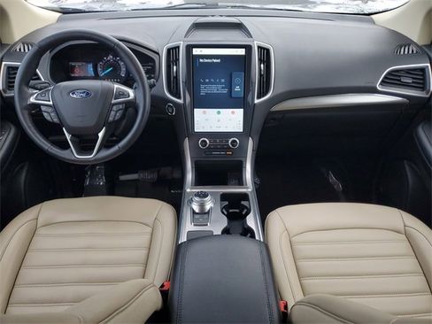 Certified 2022 Ford Edge SEL w/ Convenience Package image 29