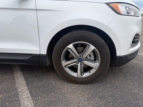 Used 2020 Ford Edge SEL w/ Convenience Package FWD image 18