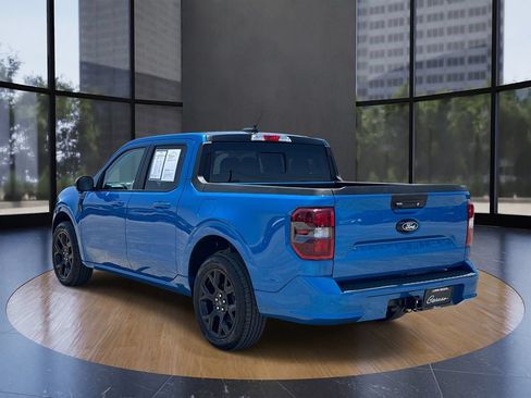 Certified 2025 Ford Maverick Lobo AWD/4WD image 4