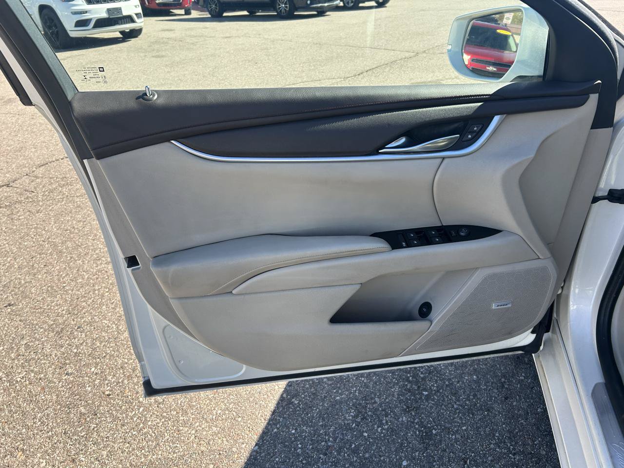 Used 2013 Cadillac XTS FWD image 14