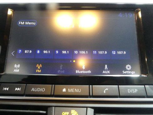 Used 2024 Nissan Altima 2.5 S FWD image 39