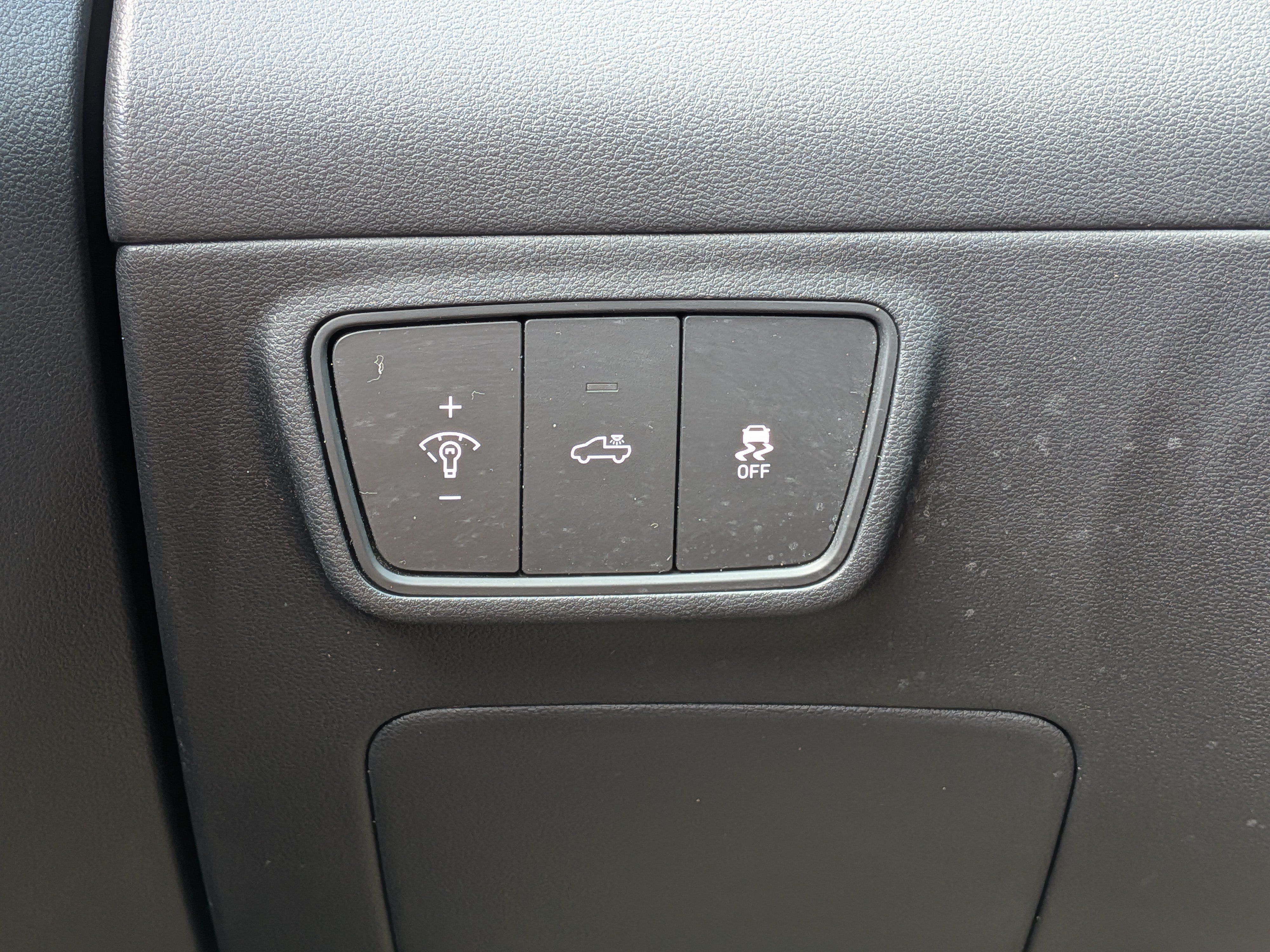 Used 2024 Hyundai Santa Cruz SE FWD image 22
