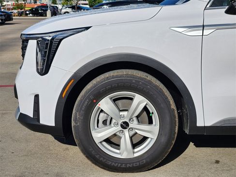 New 2026 Kia Sorento LX image 5
