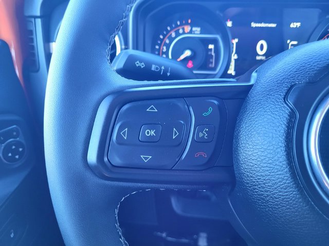 Used 2025 Jeep Gladiator Sport AWD/4WD image 25