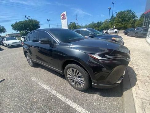 Used 2022 Toyota Venza Limited w/ Advanced Technology Package AWD/4WD image 2