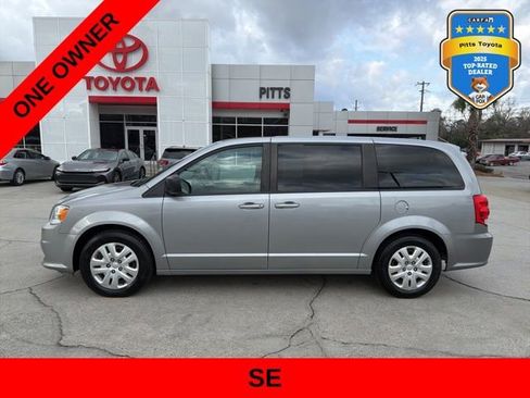 Used 2018 Dodge Grand Caravan SE w/ UConnect Hands-Free Group image 8