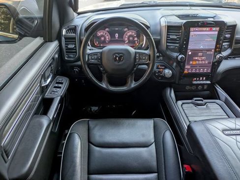 Used 2025 RAM 1500 Limited AWD/4WD image 16