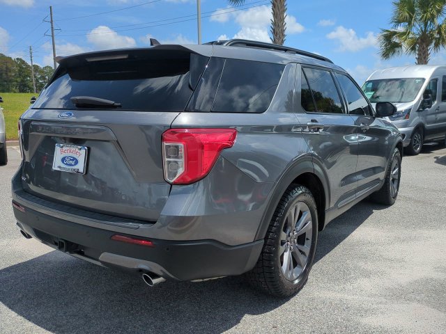 Used 2022 Ford Explorer XLT w/ Equipment Group 202A RWD image 4