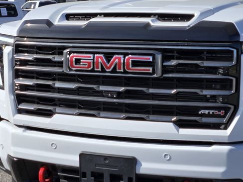New 2026 GMC Sierra 2500 AT4 w/ Technology Package image 39