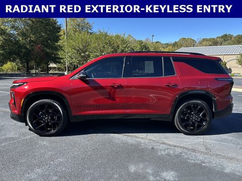 Used 2024 Chevrolet Traverse RS w/ LPO, Floor Liner Package image 12