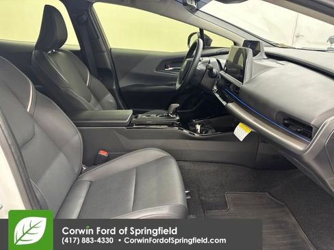 Used 2024 Toyota Prius XLE image 9