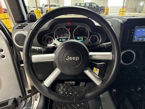 Used 2008 Jeep Wrangler Sahara w/ PWR Convenience Group image 17