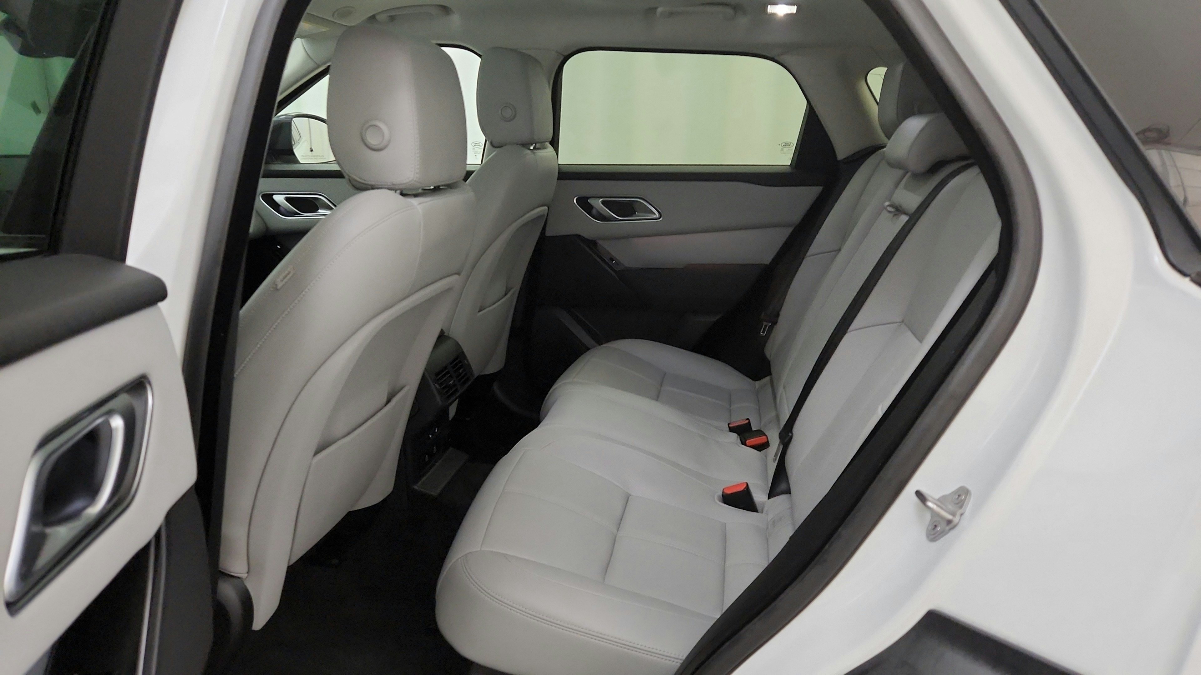 Used 2024 Land Rover Range Rover Velar S AWD/4WD image 26