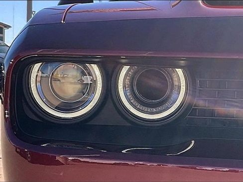 Used 2020 Dodge Challenger SRT Hellcat image 31