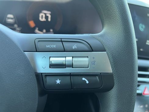 Used 2026 Hyundai Tucson SEL FWD image 23