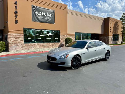 Used 2014 Maserati Quattroporte GTS RWD image 2