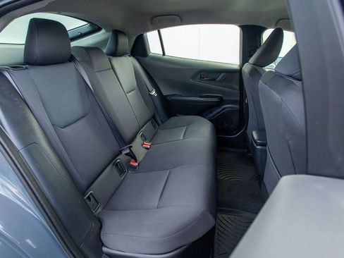 Used 2025 Toyota Prius LE AWD/4WD image 15