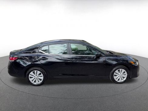 Used 2025 Nissan Sentra S image 16