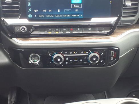 Certified 2022 Chevrolet Silverado 1500 RST w/ Protection Package AWD/4WD image 19