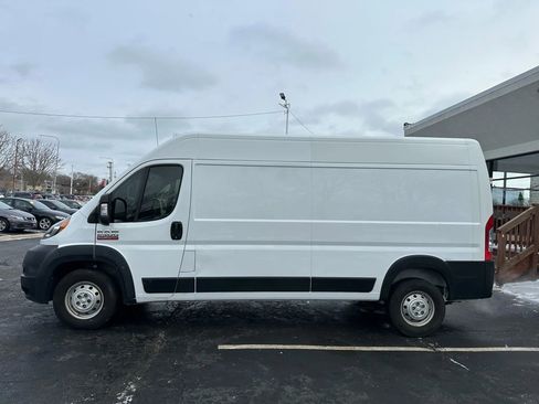 Used 2021 RAM ProMaster 2500 image 4