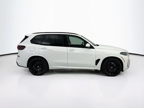 New 2026 BMW X5 xDrive40i w/ M Sport Package AWD/4WD image 4