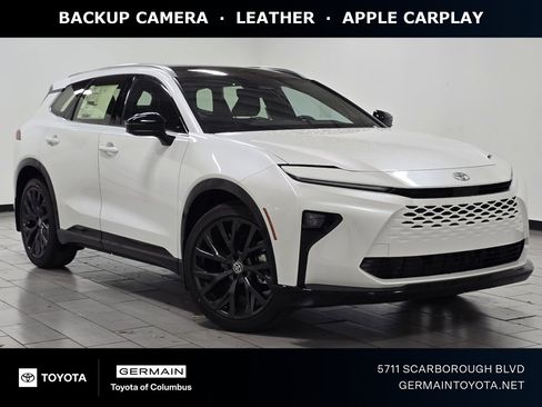 New 2025 Toyota Crown Signia image 1